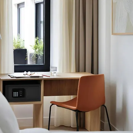 Yvette Porte De Versailles, Sonder By Marriott Bonvoy Hotel Vanves